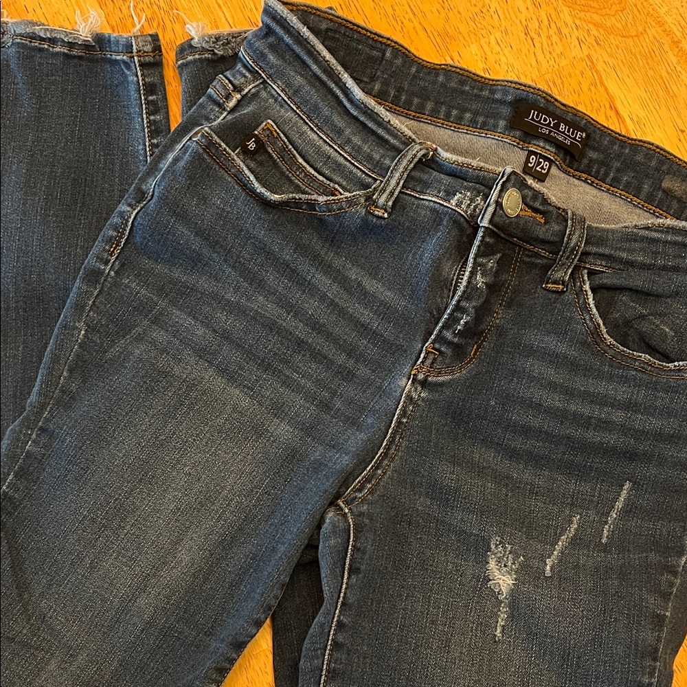 Judy Blue Distressed Dark Blue Skinny Jeans